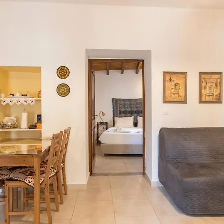 公寓 Kantirimi House - A1