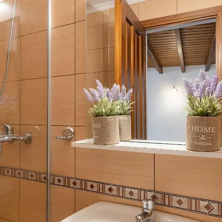 Kantirimi House - A1 *