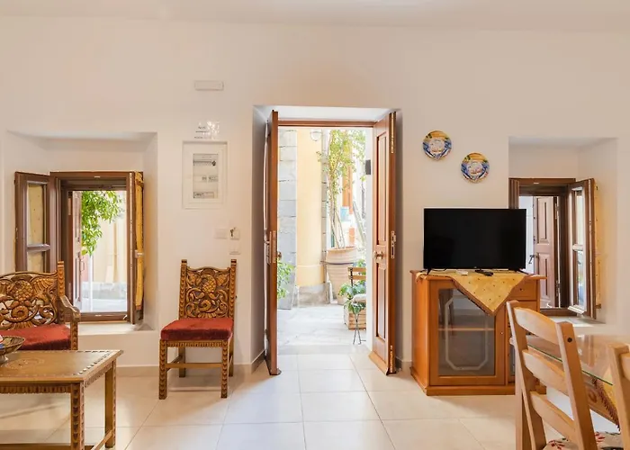 Kantirimi House - A1 Appartement