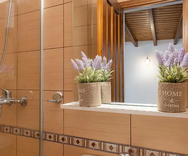 Kantirimi House - A1 *